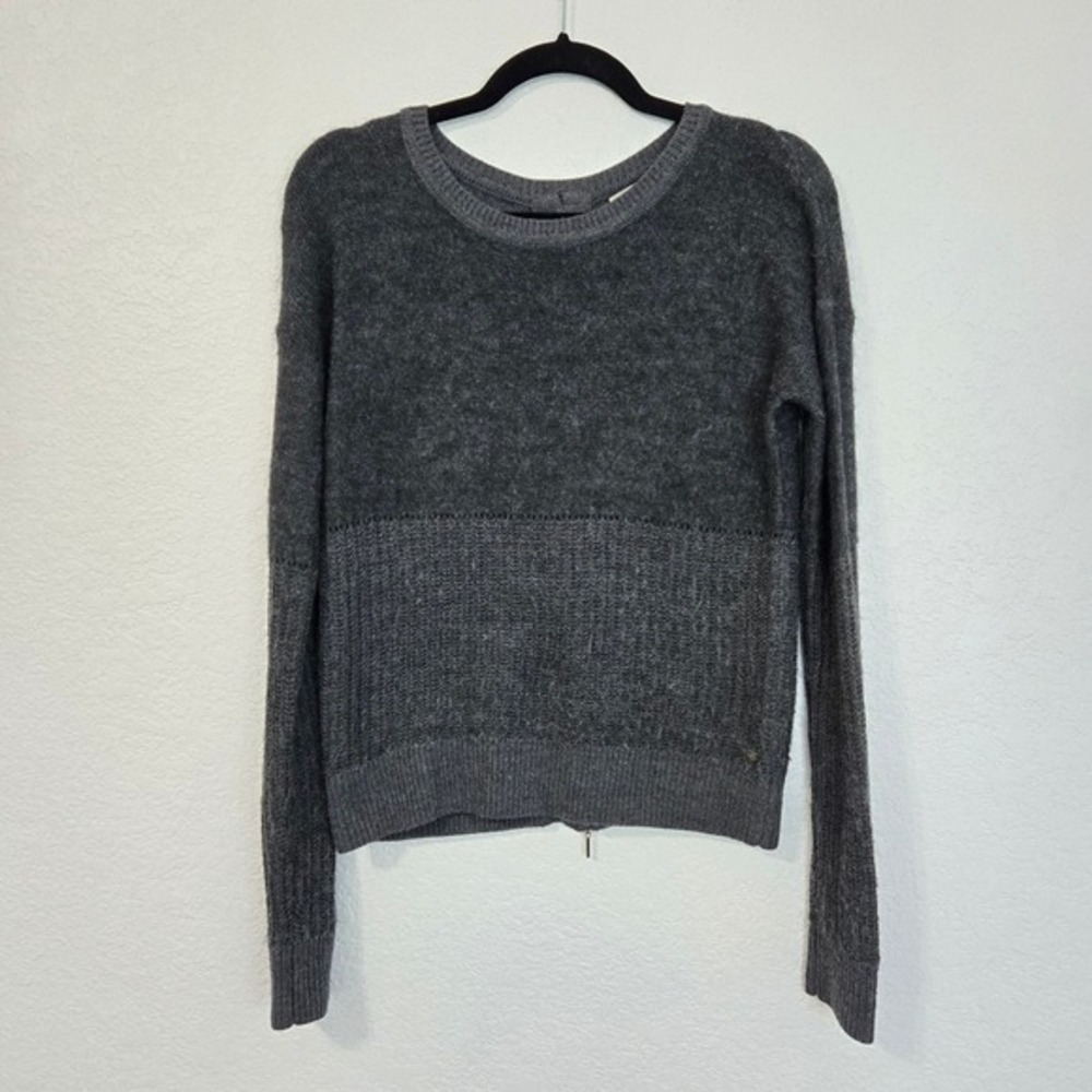 One Grey Day Zip Back Scoop Neck‎ Women's Dark Grey Knit Sweater XS Colorblock